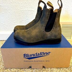 NIB Blundstone Hightop Rustic Brown 1351 Women’s 7.5